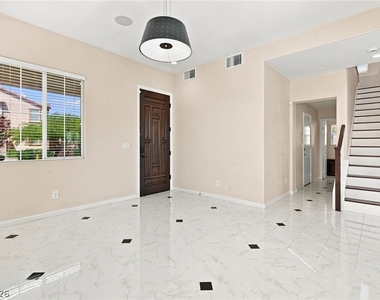 508 Ivy Spring Street - Photo Thumbnail 2