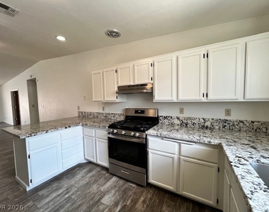 627 Del Prado Drive - Photo Thumbnail 2