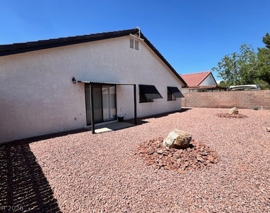 627 Del Prado Drive - Photo Thumbnail 6