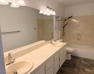 627 Del Prado Drive - Photo Thumbnail 16