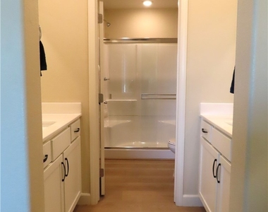 651 Pickled Pepper Place - Photo Thumbnail 12