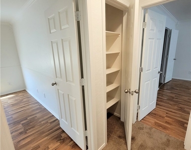 9090 Tolford Avenue - Photo Thumbnail 24