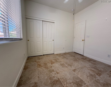 10677 Windrose Point Avenue - Photo Thumbnail 14