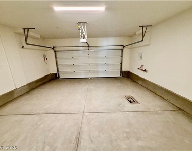 2708 Sandia Crest Street - Photo Thumbnail 15