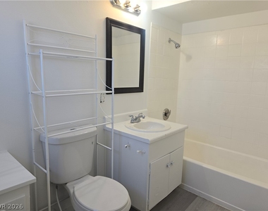 2937 Stewart Avenue - Photo Thumbnail 9