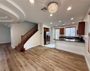 11375 Corsica Mist Avenue - Photo Thumbnail 16