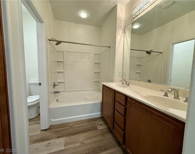 11375 Corsica Mist Avenue - Photo Thumbnail 21