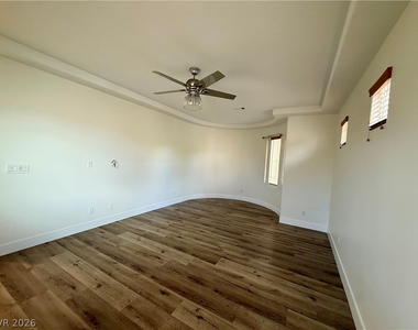 11375 Corsica Mist Avenue - Photo Thumbnail 20