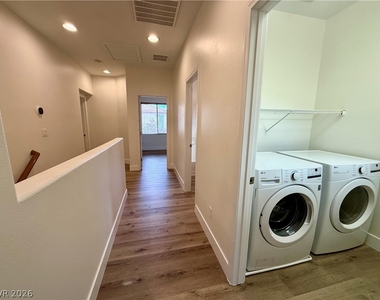11375 Corsica Mist Avenue - Photo Thumbnail 24
