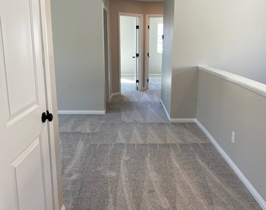 12522 Oregon Cherry Avenue - Photo Thumbnail 27