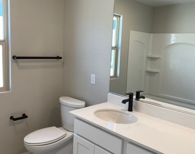 12522 Oregon Cherry Avenue - Photo Thumbnail 23