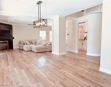 3658 Miguels Lane - Photo Thumbnail 8