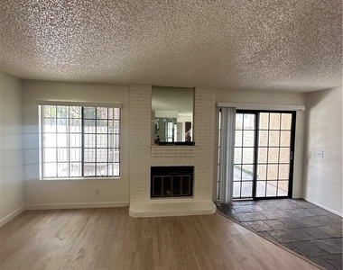 3280 Dayflower Street - Photo Thumbnail 4