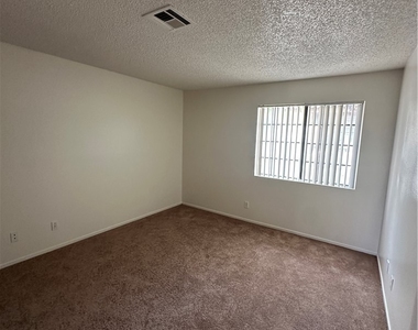 3280 Dayflower Street - Photo Thumbnail 16