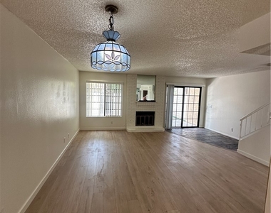 3280 Dayflower Street - Photo Thumbnail 2