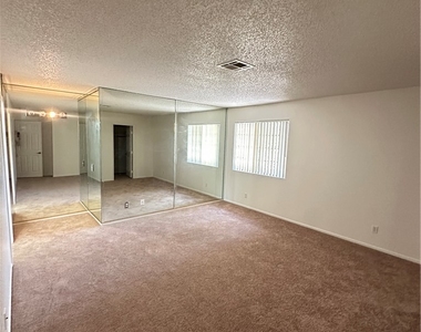 3280 Dayflower Street - Photo Thumbnail 12