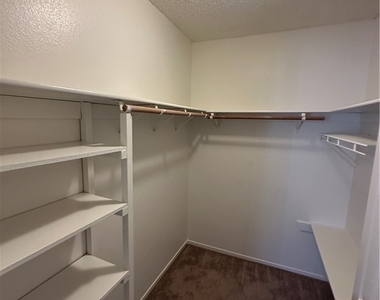 3280 Dayflower Street - Photo Thumbnail 15