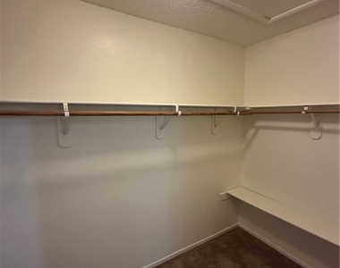 3280 Dayflower Street - Photo Thumbnail 17