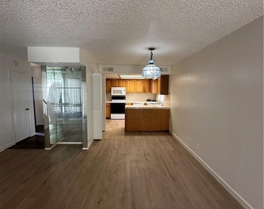 3280 Dayflower Street - Photo Thumbnail 8