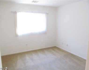 8257 Time Machine Avenue - Photo Thumbnail 22