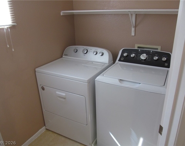 8257 Time Machine Avenue - Photo Thumbnail 13