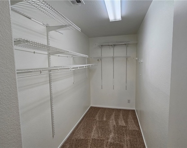10071 Cheyenne Dawn Street - Photo Thumbnail 15