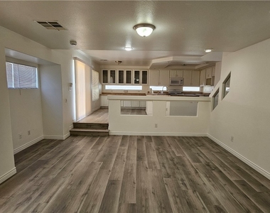 10071 Cheyenne Dawn Street - Photo Thumbnail 2