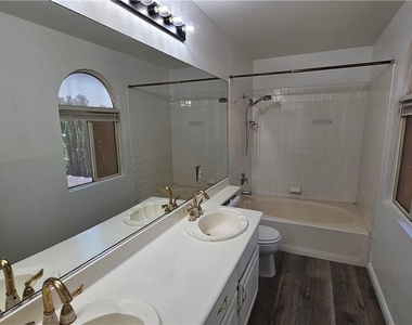 10071 Cheyenne Dawn Street - Photo Thumbnail 16