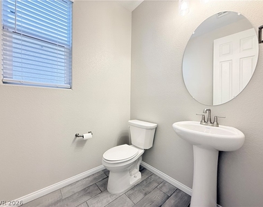 3348 Castlefields Drive - Photo Thumbnail 9