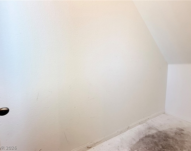 3348 Castlefields Drive - Photo Thumbnail 26