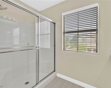 6355 Urban Creek Court - Photo Thumbnail 13