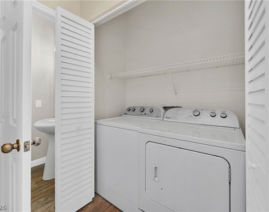 6355 Urban Creek Court - Photo Thumbnail 22
