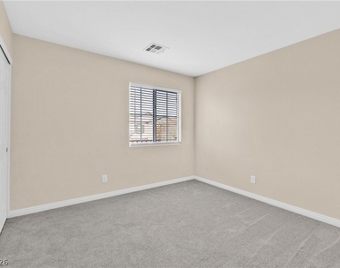 6355 Urban Creek Court - Photo Thumbnail 18