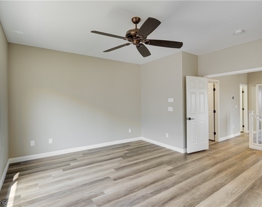703 Principle Point Avenue - Photo Thumbnail 18