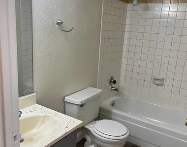 4941 Newport Cove Drive - Photo Thumbnail 53