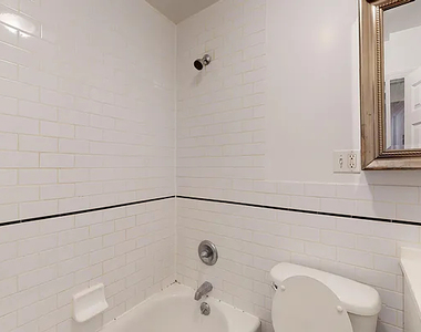 500 East 76th Street - Photo Thumbnail 3