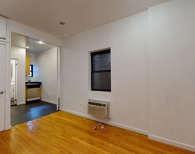 500 East 76th Street - Photo Thumbnail 1