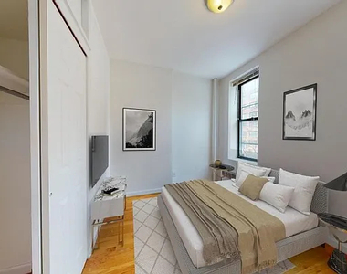 500 East 76th Street - Photo Thumbnail 6