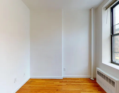 500 East 76th Street - Photo Thumbnail 2