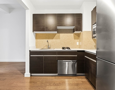 116 John Street - Photo Thumbnail 2