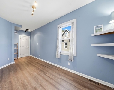 93 Cleveland Avenue - Photo Thumbnail 21