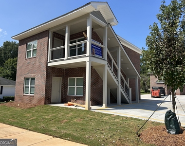 5132 Avery Street - Photo Thumbnail 10