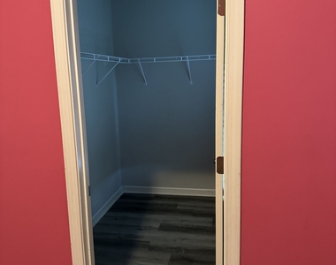 1565 Potomac Court - Photo Thumbnail 13