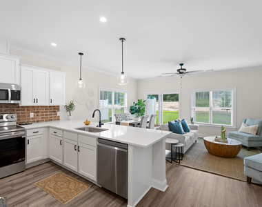 15 Azalea Lane - Photo Thumbnail 5