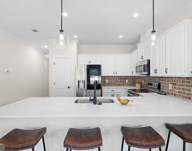 15 Azalea Lane - Photo Thumbnail 4