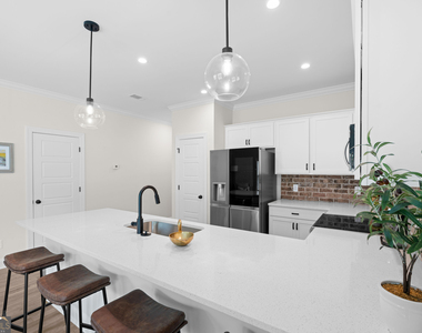 15 Azalea Lane - Photo Thumbnail 3