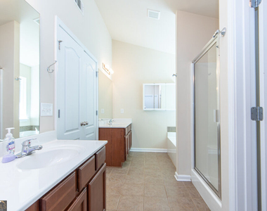 4556 White Horse Drive - Photo Thumbnail 13