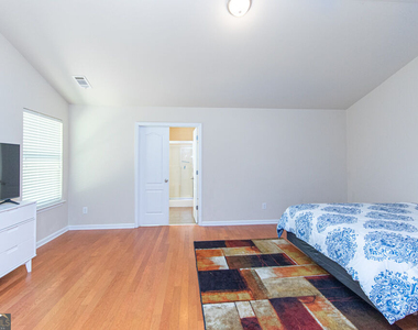 4556 White Horse Drive - Photo Thumbnail 11