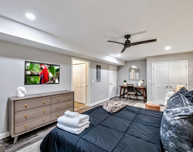 221 Remington Lane - Photo Thumbnail 16