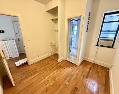 113 East 31st Street - Photo Thumbnail 13